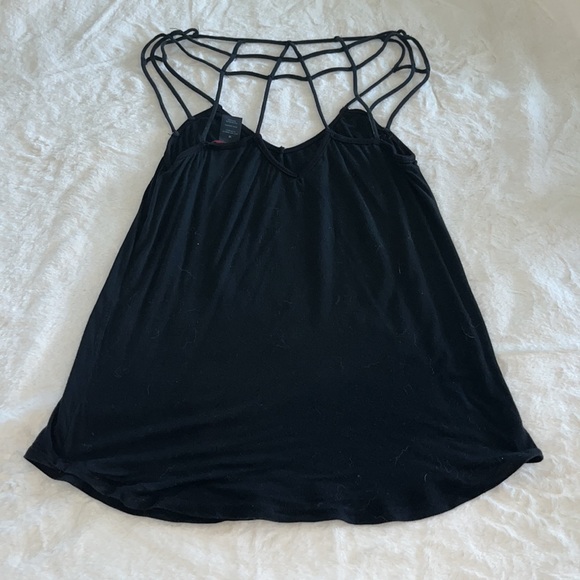 BKE Red Tank top - Picture 2 of 5